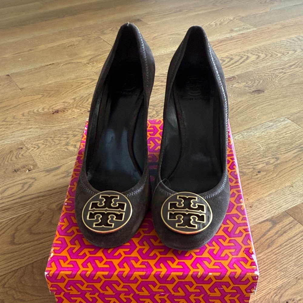 Tory Burch Dark Brown Heels with Gold Emblem
